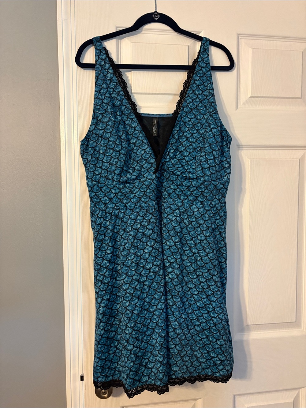 torrid Teal Blue Printed V-Neck swim
Dress with Black Lace- torrid size 4